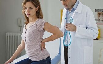 Wie man Rückenschmerzen im unteren Rücken behandelt